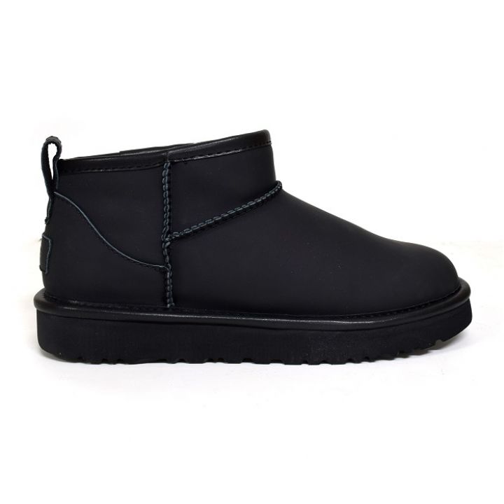Women's Classic Ultra Mini Leather Black
