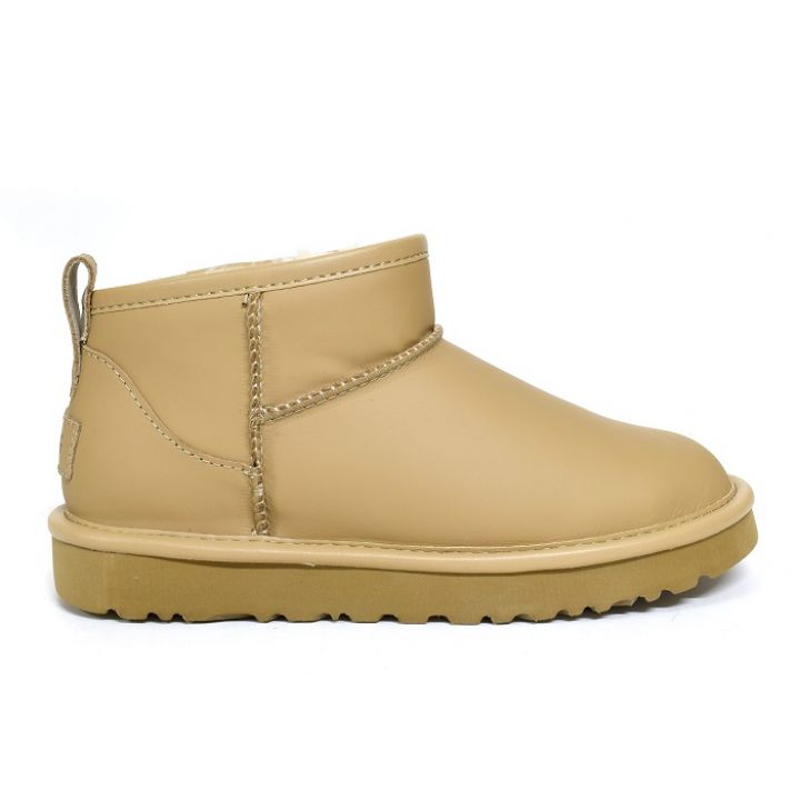 Women's Classic Ultra Mini Leather Sand
